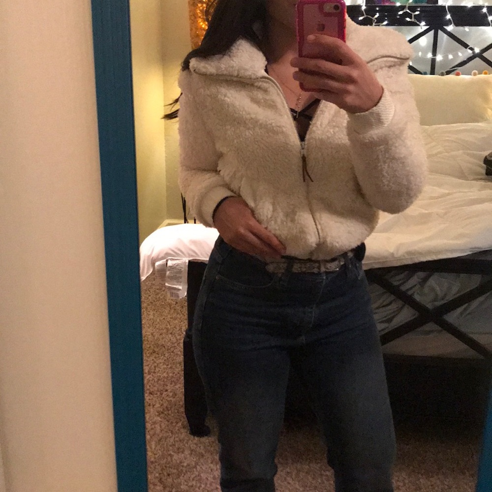 Fuzzy jacket - Picture 7 of 7